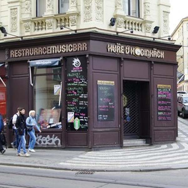 Klub Kuře v hodinkách